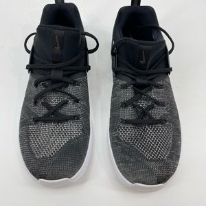 Nike, Metcon Women’s size 11.5 , black, gray very good condition, preown…